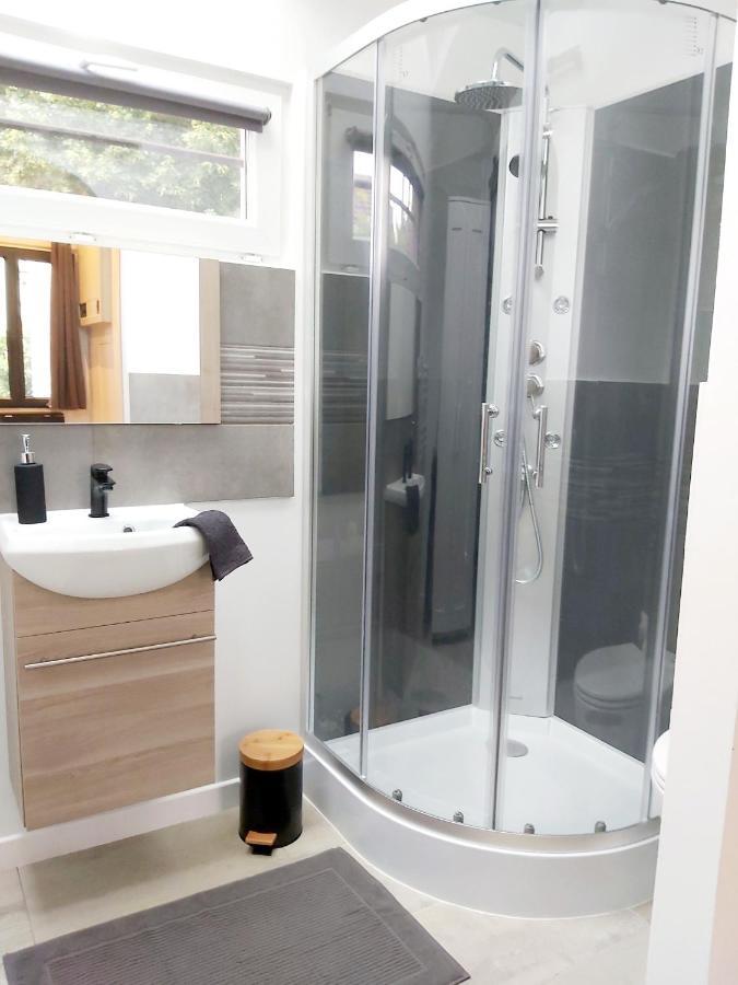 Superbe Studio 15 M²,Proche Disney, Asterix, Cdg Apartment Gressy Exterior foto